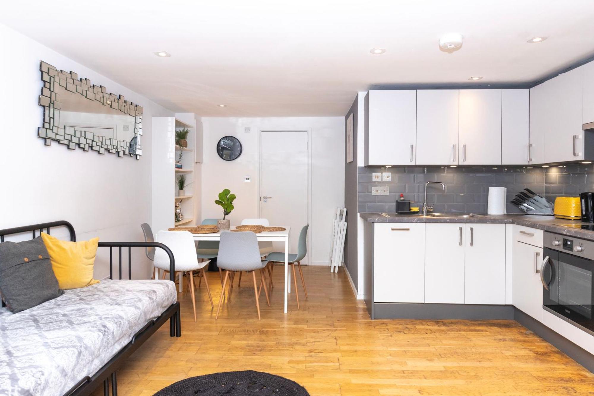 Cosy Ground Floor Apartment Londra Dış mekan fotoğraf
