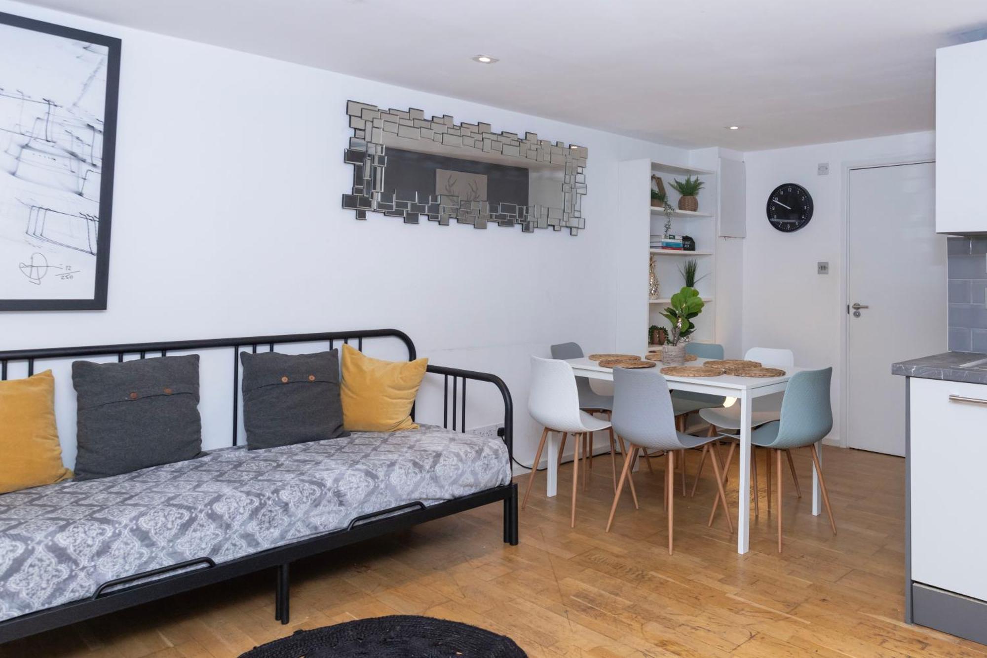 Cosy Ground Floor Apartment Londra Dış mekan fotoğraf
